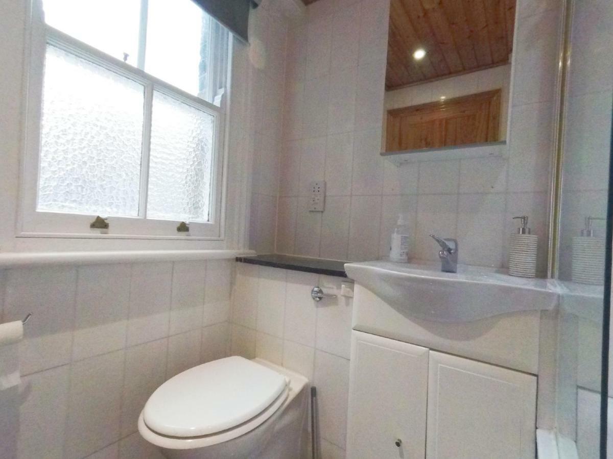 Flat 2, 6 Tauton Mews In Marylebone Apartment London Bagian luar foto